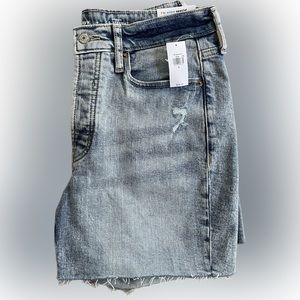 Old Navy O.G. Straight Cutoff Jean Shorts